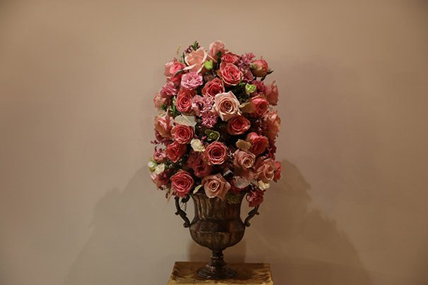 Composición floral de Guillermo Lasso