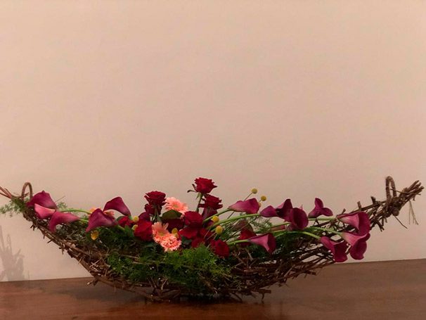 Cesta de la ofrenda floral