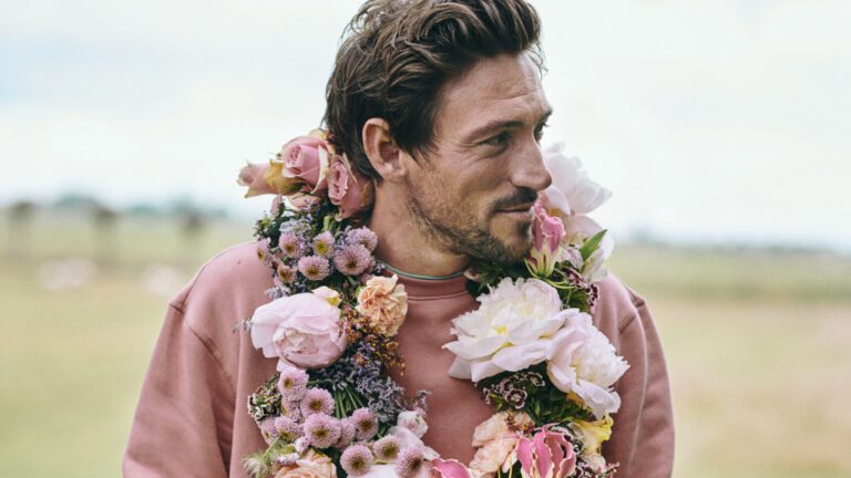 flores-hombres-e1656499904578-1024x576